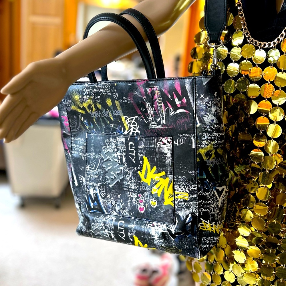 DKNY Graffiti Side Back